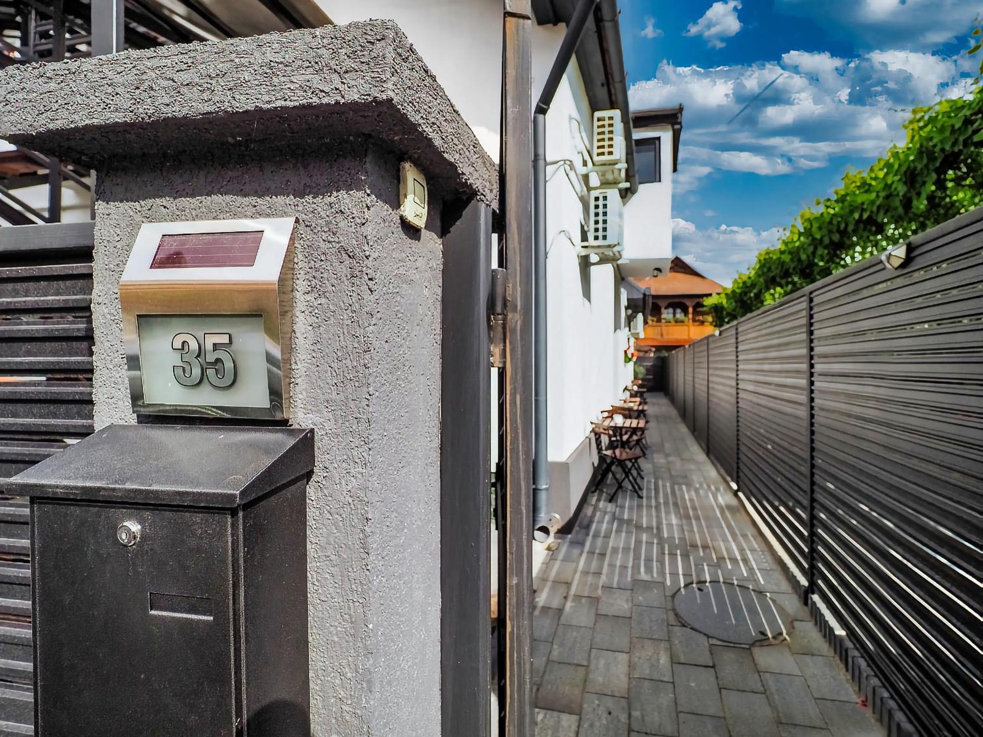 Ben Apartments Sibiu Esterno foto